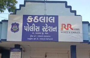 เชจเชกเชฟเชฏเชพเชฆ เชเช เชฒเชพเชฒเชฎเชพเช เช
เชฎเชฆเชพเชตเชพเชฆ-เชเชจเซเชฆเซเชฐ เชนเชพเชเชตเซ เชชเชฐ เชฐเซเชกเชจเซ เชธเชพเชเชกเชฎเชพเช เชเชญเซเชฒเซ เชเซเชฐเชเชจเซ เชชเชพเชเชณเชฅเซ เชเชตเซเชฒเชพ เชเชจเซเชเซเชจเชฐเซ เชเชเซเชเชฐ เชฎเชพเชฐเชคเชพ 1เชจเซเช เชฎเซเชค