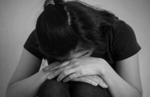 เชตเชกเซเชฆเชฐเชพเชจเชพ เชเชฐเซเชฆเชฎเชพเช เชธเซเชเซเชฒเชจเชพ เชชเชเชพเชตเชพเชณเชพเช เชตเชฟเชฆเซเชฏเชพเชฐเซเชฅเซเชจเซเชจเซ เชฒเชพเชฒเช เชเชชเซ เชถเชฐเซเชฐเชธเซเชเชจเซ เชฎเชพเชเชเชฃเซ เชเชฐเซ