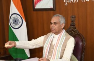 เชธเซเชฐเชพเชทเซเชเซเชฐ เชฏเซเชจเชฟเชตเชฐเซเชธเชฟเชเซเชจเชพ เซซเซญ เชฎเชพ เชฆเซเชเซเชทเชพเชเชค เชธเชฎเชพเชฐเซเชนเชฎเชพเช เชฐเชพเชเซเชฏเชชเชพเชฒเชถเซเชฐเซ เชเชเชพเชฐเซเชฏ เชฆเซเชตเชตเซเชฐเชคเชเซเชจเซ เชตเชฐเซเชเซเชฏเซเช
เชฒ เชเชชเชธเซเชฅเชฟเชคเชฟ