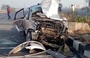 เชจเชตเชธเชพเชฐเซ เชชเชพเชธเซ เชเชพเชฐ เชชเชพเชเช เชชเชฒเชเซ เชฎเชพเชฐเซ, เชกเซเชตเชพเชเชกเชฐเชจเซ เชฌเซเชเซ เชคเชฐเชซ เชเชตเชคเซ เชเซเชฐเช เชธเชพเชฅเซ เช
เชฅเชกเชพเชคเชพ เชเชพเชฐเชจเชพ เชซเซเชฐเชเชพ เชฅเช เชเชฏเชพ