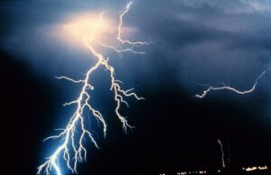 เชชเชถเซเชเชฟเชฎเชฌเชเชเชพเชณเชฎเชพเช เซซ เชเชฟเชฒเซเชฒเชพเชฎเชพเช เชเชเชพเชถเชฎเชพเชเชฅเซ เชตเซเชเชณเซ เชคเซเชฐเชพเชเชเชคเชพ เซงเซช เชฒเซเชเซเชจเชพ เชฅเชฏเชพ เชฎเซเชค, เชชเชถเซเชเชฟเชฎ เชฌเชเชเชพเชณเชฎเชพเช เชเชเชพเชถเชฎเชพเชเชฅเซ เชตเซเชเชณเซ เชคเซเชฐเชพเชเชเชคเชพ เซงเซช เชฒเซเชเซเชจเชพ เชฎเซเชค เชฅเชฏเชพ เชเซเชฎเชพเช เชฎเซเชเซ เชญเชพเชเซ เชเซเชคเชฐเชฎเชพเช เชเชพเชฎ เชเชฐเชคเชพ เชเซเชกเซเชคเซ เช เชนเชคเชพ