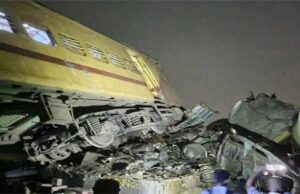 เชเชเชงเซเชฐเชชเซเชฐเชฆเซเชถเชจเชพ เชตเชฟเชเชฏเชจเชเชฐเชฎเชฎเชพเช เชฌเซ เชเซเชฐเซเชจ เชตเชเซเชเซ เชเชเซเชเชฐ, 8เชจเชพ เชฎเซเชค, 20เชฅเซ เชตเชงเซ เชเชพเชฏเชฒ