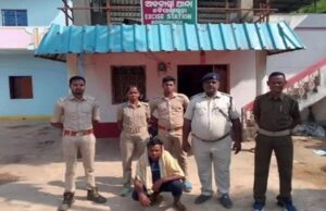 เชเชพเชชเชฐเชพเชฎเชพเช เชฎเชพเชฎเชพ เช
เชจเซ เชเชพเชเซเช เชคเซเชฎเชจเซ เชญเชคเซเชฐเซเชเซเชจเซ เชนเชคเซเชฏเชพ เชเชฐเซ เช
เชจเซ เชคเซเชจเชพ เชฎเซเชคเชฆเซเชนเชจเซ เชเซเชฅเชณเชพเชฎเชพเช เชฆเชพเชเซ เชฆเซเชงเชพ.