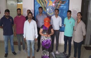 เช
เชฎเชฆเชพเชตเชพเชฆ SOG เชเซเชฐเชพเชเชฎเซ เช
เชฒเช-เช
เชฒเช เชฌเซ เชกเซเชฐเชเซเชธ เชเซเชธเชฎเชพเช เชคเซเชฐเชฃ เชเชฐเซเชชเซเชจเซ เชงเชฐเชชเชเชก เชเชฐเซ